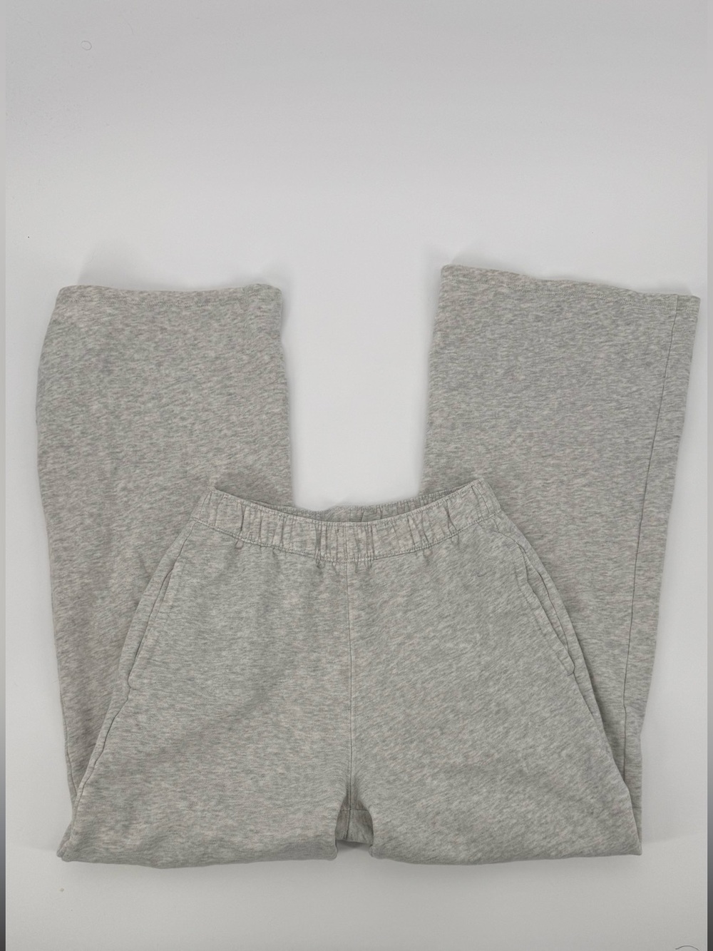 Hollister Heather Gray Women's wide leg sweats with Pockets